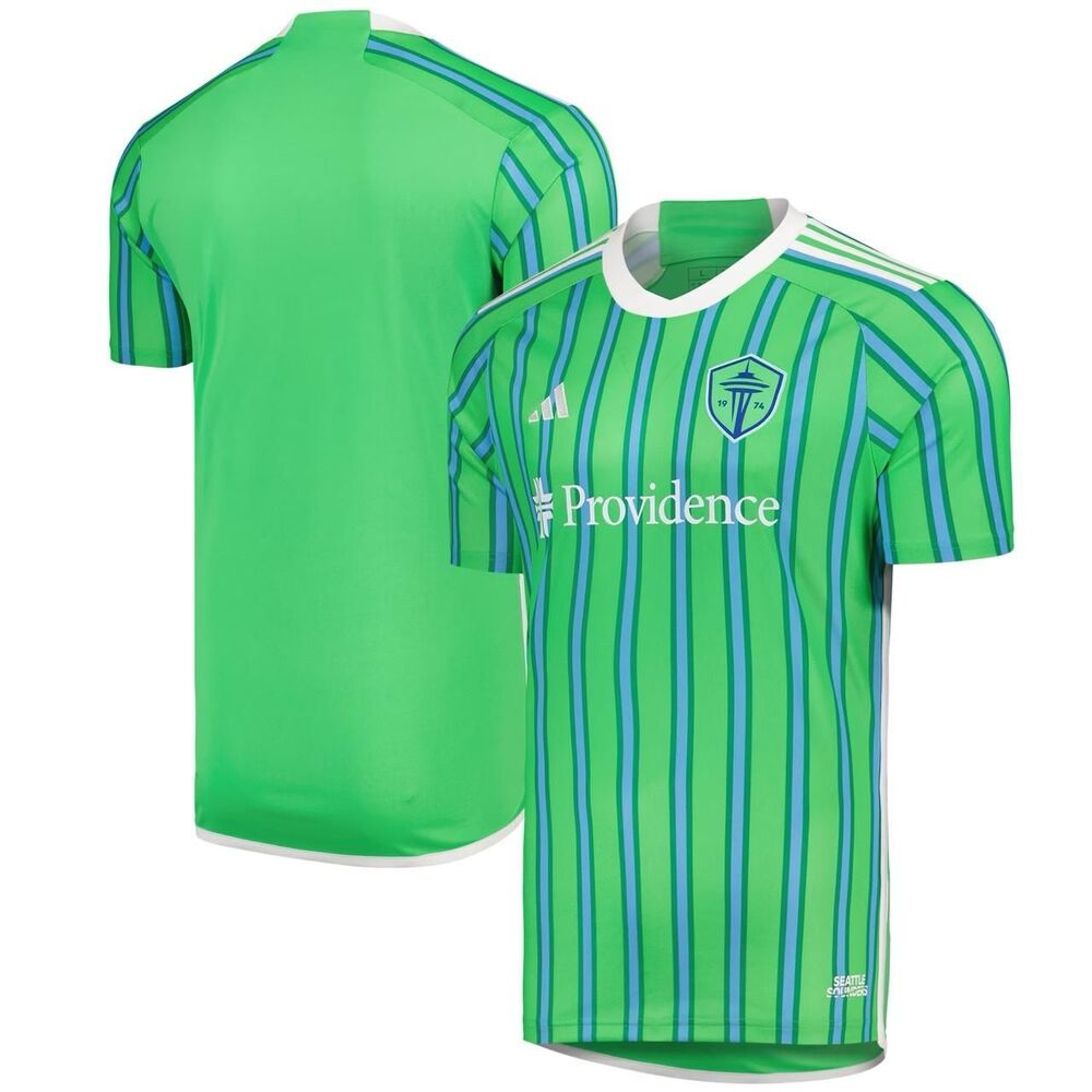 Adidas Men's Green Shirt